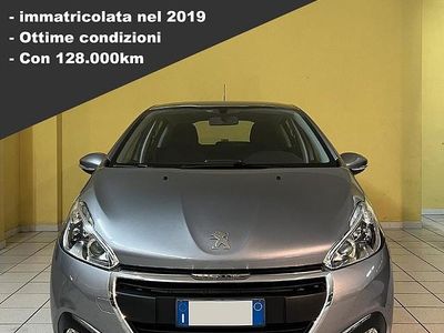 Usata Peugeot 208 Allure 102 CV (75 kW) 2019 Grigio Utilitaria