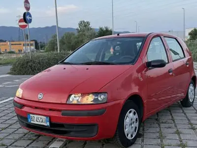 Usata Fiat Punto Feel 60 CV (44 kW) 2002 Utilitaria