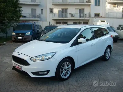 Usata Ford Focus Titanium 120 CV (88 kW) 2018 Bianco Station wagon