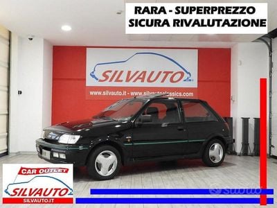 Usata Ford Fiesta RS 133 CV (97 kW) 1991 Nero Utilitaria