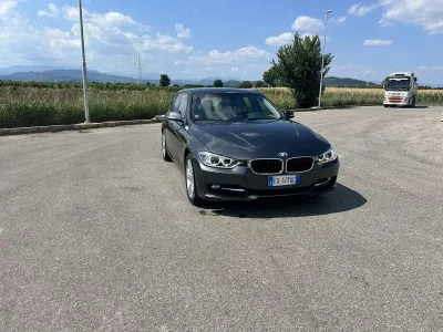 Usata BMW 316 Sport Line 116 CV (85 kW) 2014 Nero Station wagon