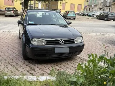 Usata VW Golf III Highline 110 CV (80 kW) 1999 Nero Berlina