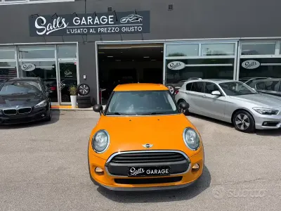 Usata Mini ONE 75 CV (55 kW) 2016 Utilitaria