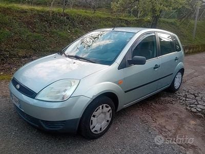 Usata Ford Fiesta 68 CV (50 kW) 2003 Utilitaria