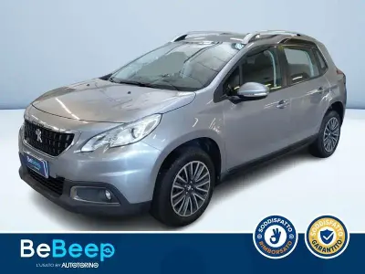 Usata Peugeot 2008 Active 100 CV (73 kW) 2016 Argento metallizzato SUV