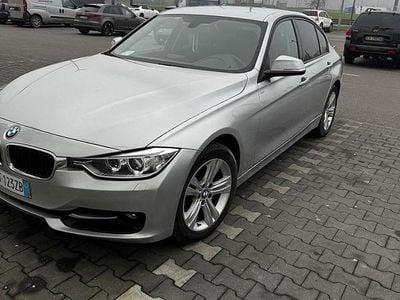 Usata BMW 316 Sport Line 116 CV (85 kW) 2013 Grigio Berlina