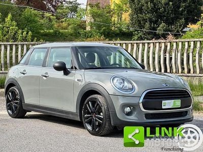 Usata Mini ONE Essential 75 CV (55 kW) 2017 Grigio Utilitaria