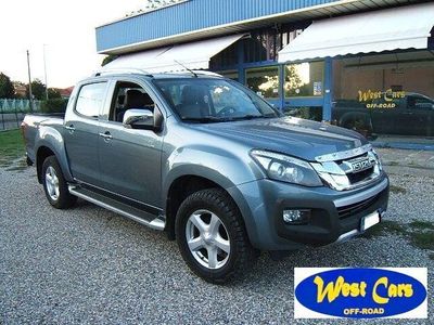 usata Isuzu D-Max 2.5 td doppia cabina Automatico/autovettura