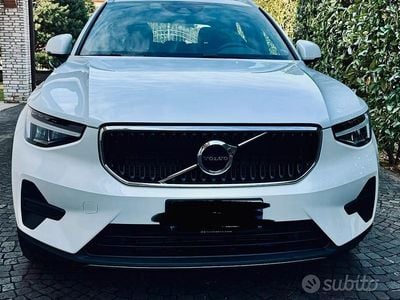 Usata Volvo XC40 129 CV (94 kW) 2024 Bianco SUV