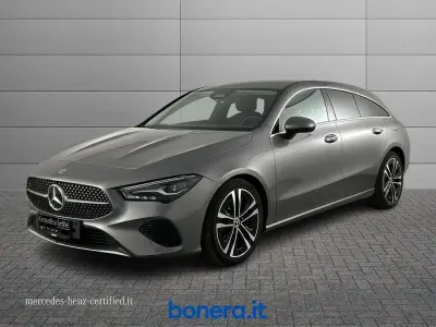 Begagnad Mercedes CLA200 Shooting Brake Advanced Plus 150 HK (110 kW) 2023 Grå Kombi