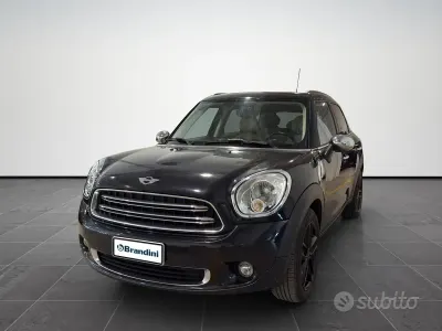 Usata Mini Park Lane Countryman 111 CV (81 kW) 2016 Nero SUV