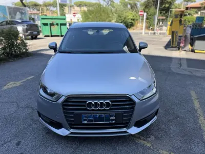 Usata Audi A1 Sportback Sport 95 CV (69 kW) 2015 Argento Utilitaria