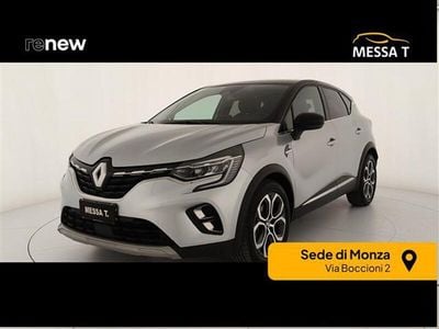 Usata Renault Captur Techno 145 CV (106 kW) 2022 Grigio SUV