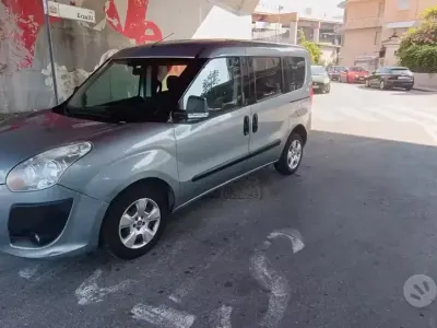 Usata Fiat Doblò Active 105 CV (77 kW) 2013 Grigio Monovolume