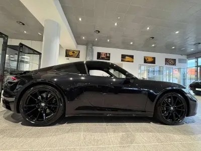 Usata Porsche 911 Carrera 450 CV (330 kW) 2021 Nero Coupé