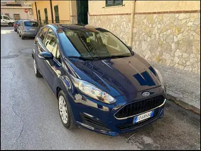 Usata Ford Fiesta 95 CV (69 kW) 2016 Bluazzurro Utilitaria