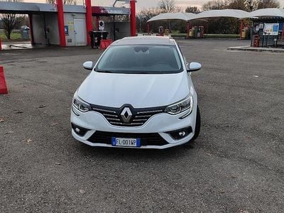 Usata Renault Mégane IV 110 CV (80 kW) 2017 Berlina