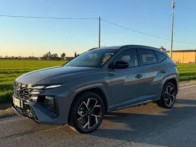 Begagnad Hyundai Tucson N Line 160 HK (117 kW) 2025 Grå SUV