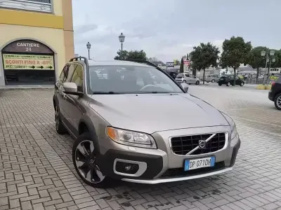 Usata Volvo XC70 185 CV (136 kW) 2008 Station wagon