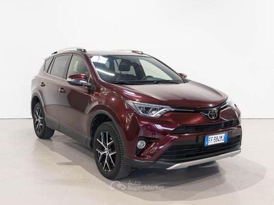 Usata Toyota RAV4 143 CV (105 kW) 2016 Rosso SUV