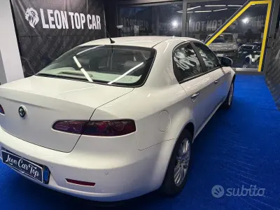 Usata Alfa Romeo 159 Progression 140 CV (102 kW) 2009 Bianco Berlina