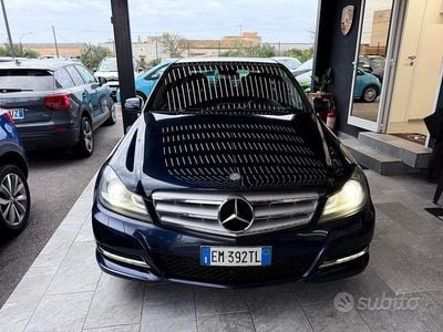 Blu Usata 2012 Mercedes C220 Avantgarde Berlina | 7890 € (Buon prezzo)