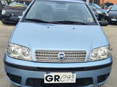 Usata Fiat Punto Classica 60 CV (44 kW) 2007 Bluazzurro Utilitaria