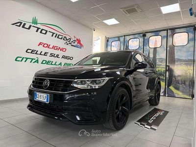 Usata VW Tiguan R-line 150 CV (110 kW) 2021 Nero SUV