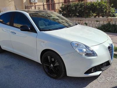 Usata Alfa Romeo Giulietta 105 CV (77 kW) 2014 Bianco Berlina
