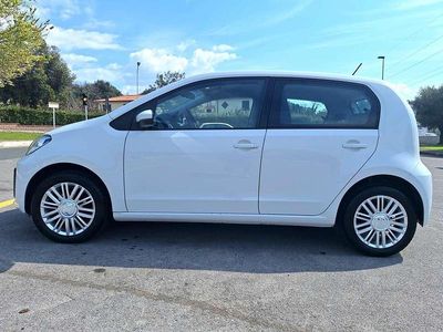 Usata VW up! Move 65 CV (47 kW) 2022 Bianco Utilitaria