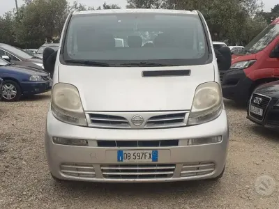 Usata Nissan Primastar 100 CV (73 kW) 2006 Grigio Monovolume