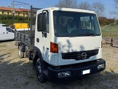 Usata Nissan Interstar 120 CV (88 kW) 2010 Bianco Furgone