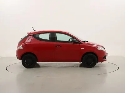 Usata Lancia Ypsilon 69 CV (50 kW) 2020 Utilitaria