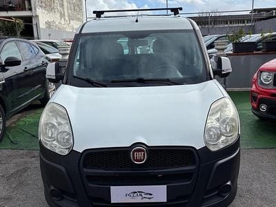 Occasion Fiat Doblò 105 ch (77 kW) 2012 Blanc Monospace