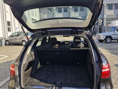 Usata Mercedes GLC220 Business 170 CV (125 kW) 2018 Nero SUV