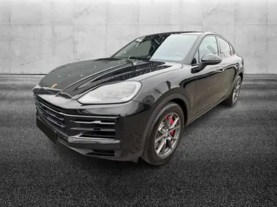 Usata Porsche Cayenne 475 CV (349 kW) 2025 Nero SUV