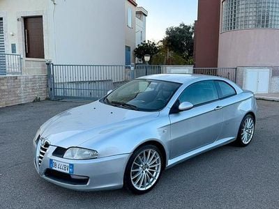 Usata Alfa Romeo GT 150 CV (110 kW) 2006 Grigio Coupé