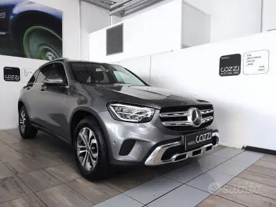 Usata Mercedes GLC220 Executive 194 CV (142 kW) 2019 Grigio SUV