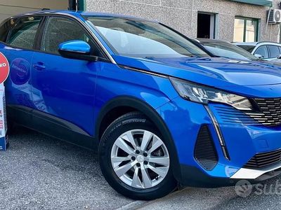 Usata Peugeot 3008 Business-Line 131 CV (96 kW) 2021 Blu SUV