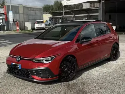 Usata VW Golf VIII GTI Clubsport 300 CV (220 kW) 2022 Rosso Berlina