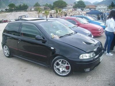 Gebraucht Fiat Punto 133 PS (97 kW) 1995 Schwarz Limousine