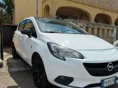 Usata Opel Corsa 90 CV (66 kW) 2019 Utilitaria