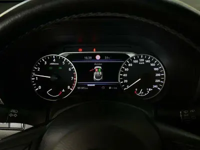 Usata Nissan Juke N-Connecta 114 CV (83 kW) 2023 Rosso SUV