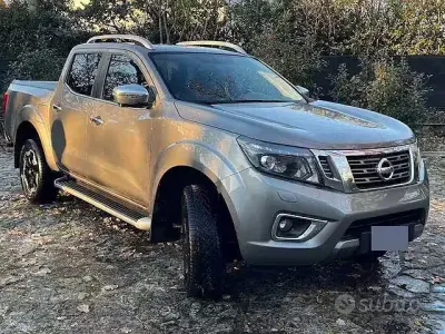 Second-hand Nissan Navara Tekna 190 CP (139 kW) 2021 Gri Pickup