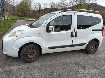 Usata Fiat Qubo Trekking 75 CV (55 kW) 2010 Bianco Monovolume