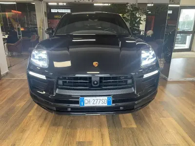 Usata Porsche Macan 265 CV (194 kW) 2022 Nero SUV