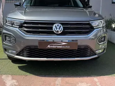 Usata VW T-Roc Advance 116 CV (85 kW) 2018 Grigio antracite SUV