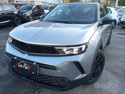 Usata Opel Mokka 101 CV (74 kW) 2024 Grigio SUV