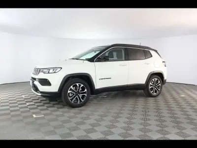 Usata Jeep Compass Limited 131 CV (96 kW) 2023 Bianco ghiaccio met + tetto ne SUV
