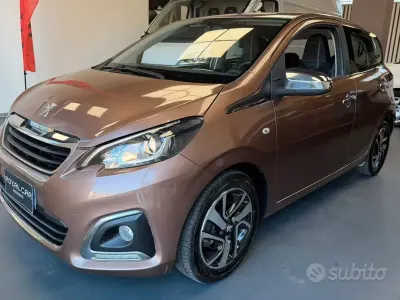 Usata Peugeot 108 82 CV (60 kW) 2015 Marrone Berlina